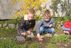 Kita Biene Maja - im Garten